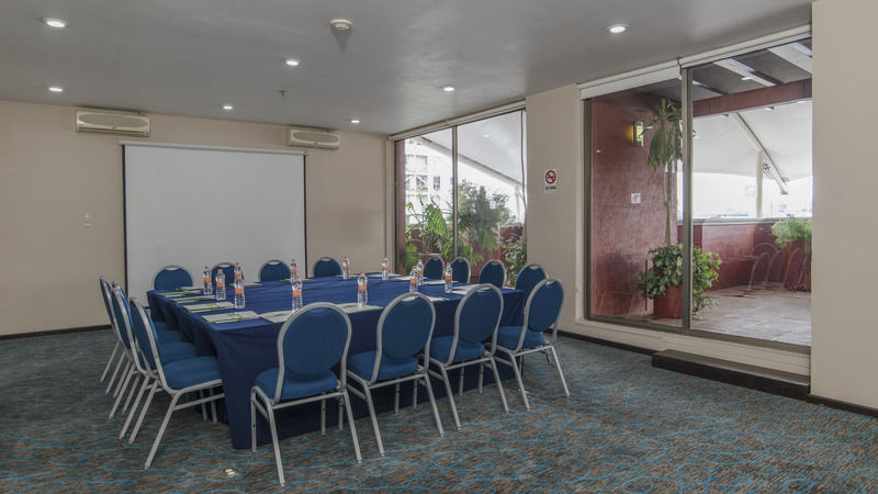 Holiday Inn & Suites Mexico Zona Reforma By Ihg Exterior photo